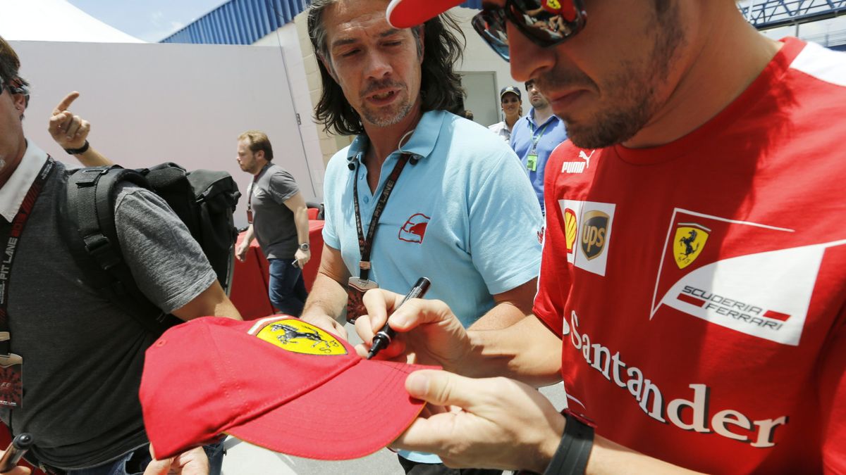 Aparcando la idea de comprar gorras de Ferrari y Alonso para 2015, "de momento"
