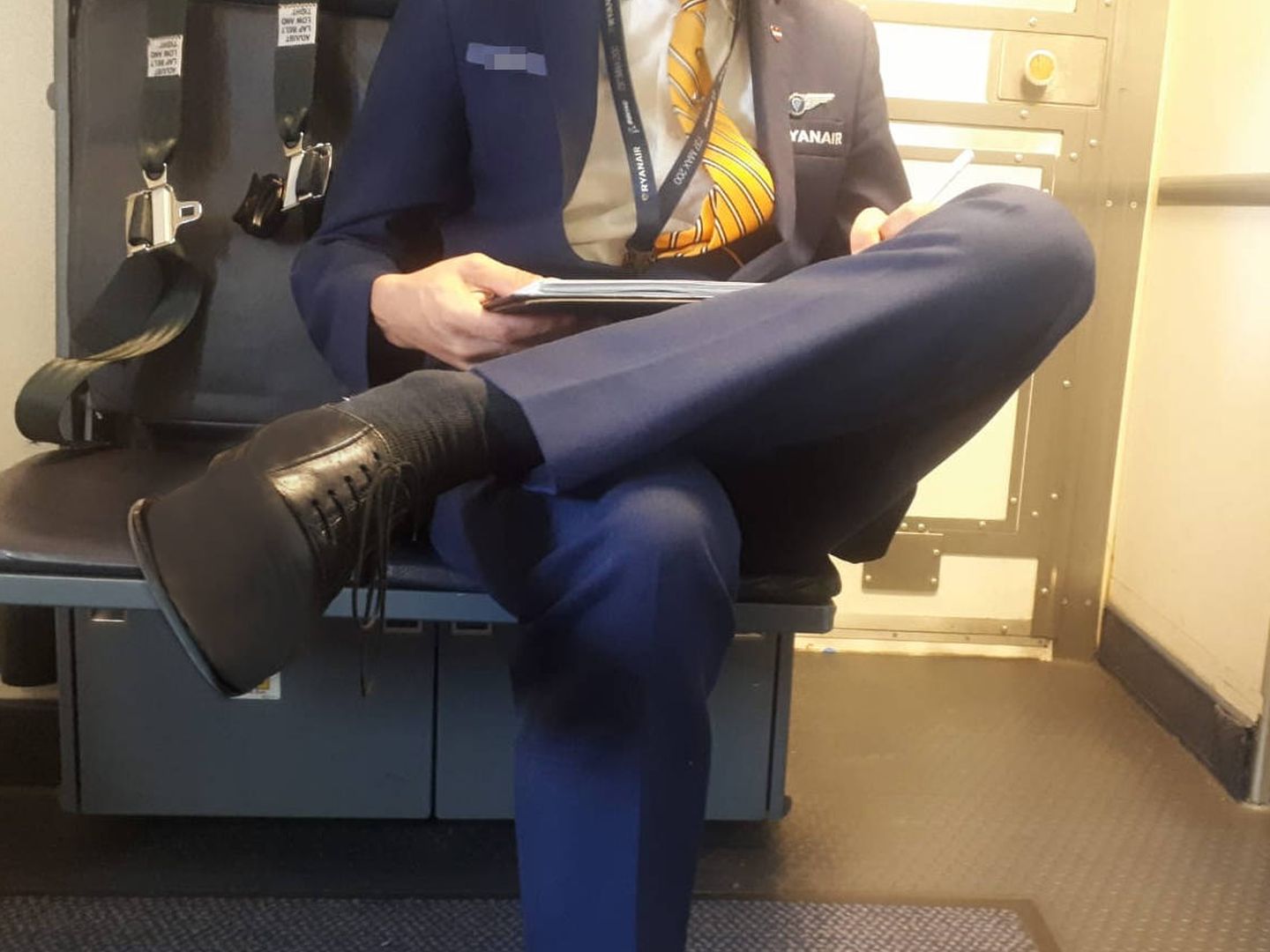 ¿Cómo es un día de trabajo para los tripulantes de Ryanair?