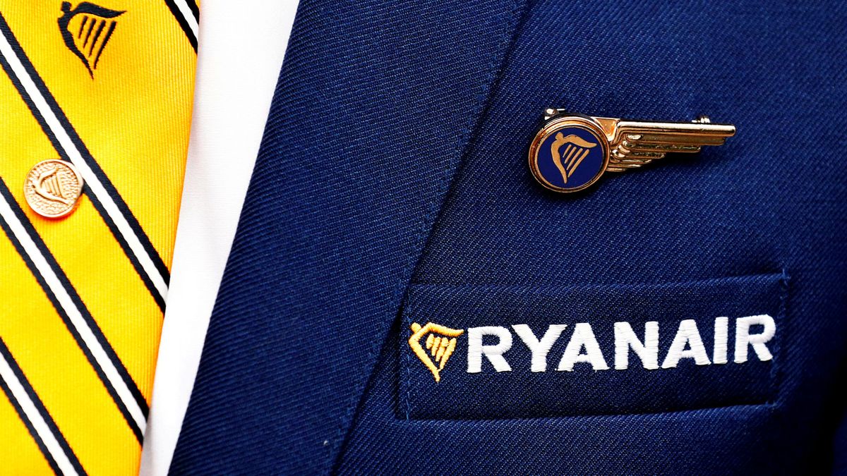 Un día con la tripulación de Ryanair: miserias de vivir en España y tributar en Irlanda