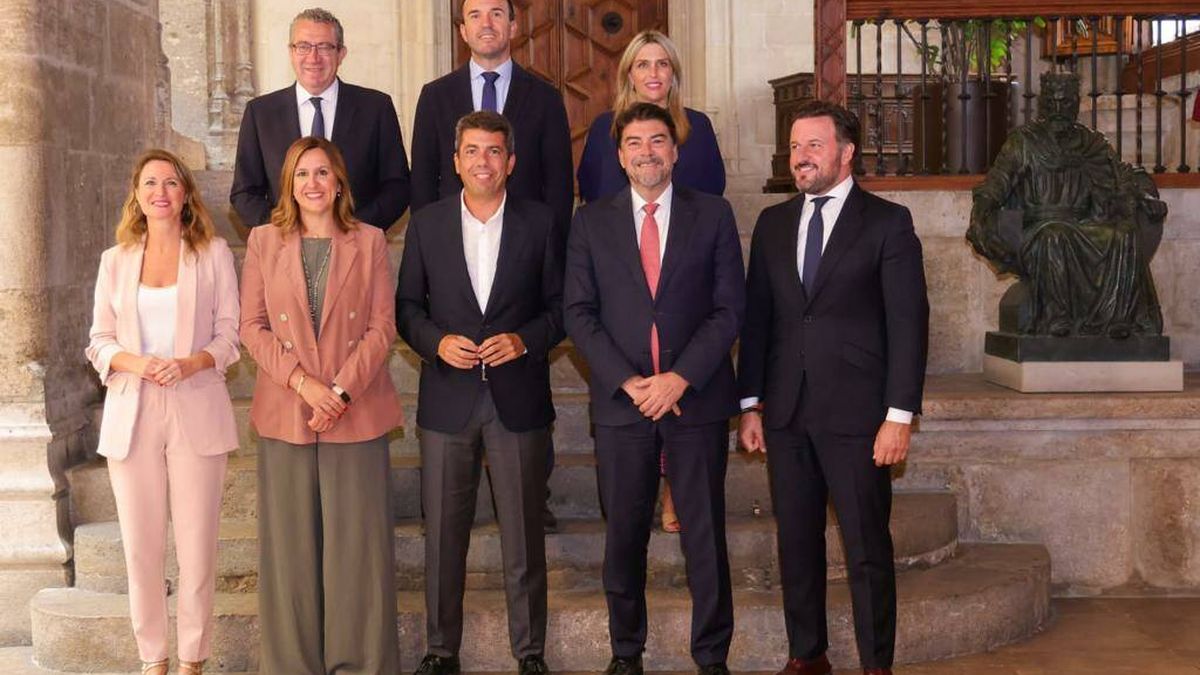 Mazón promueve un frente de barones para reclamar que Cataluña no cope el debate territorial