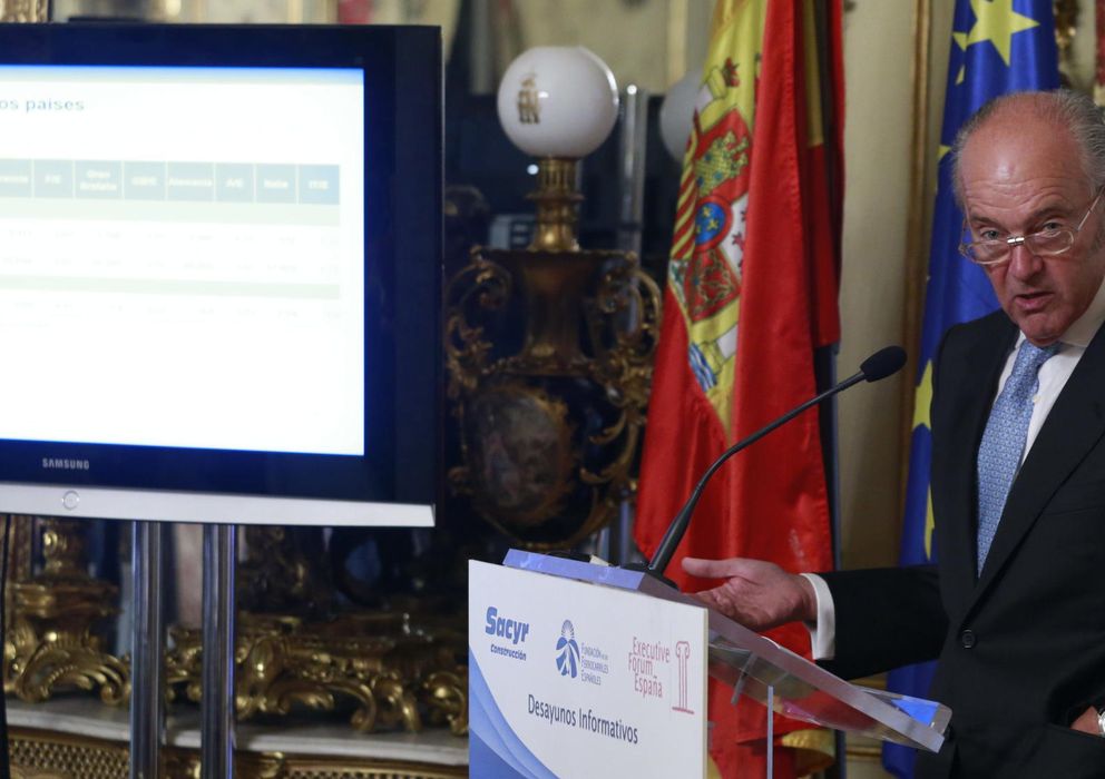Foto: El presidente de Adif, Gonzalo Ferre, durante un desayuno informativo en el Forum España (Efe).