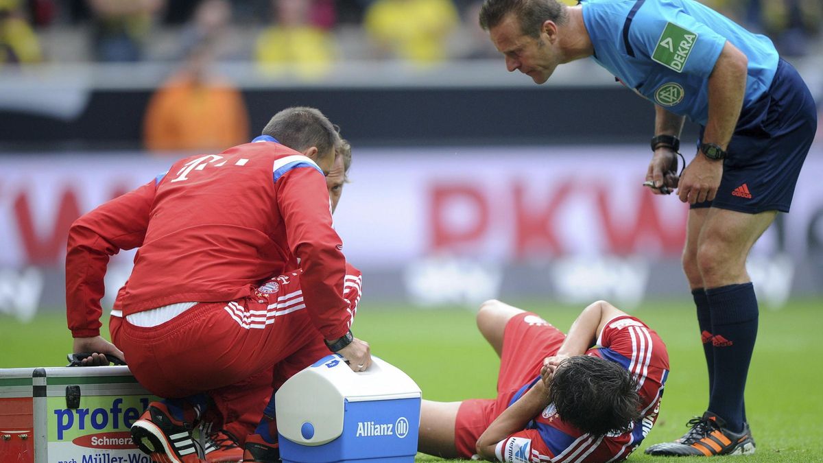 Tras cinco meses lesionado, Javi Martínez se incorpora a la concentración del Bayern 