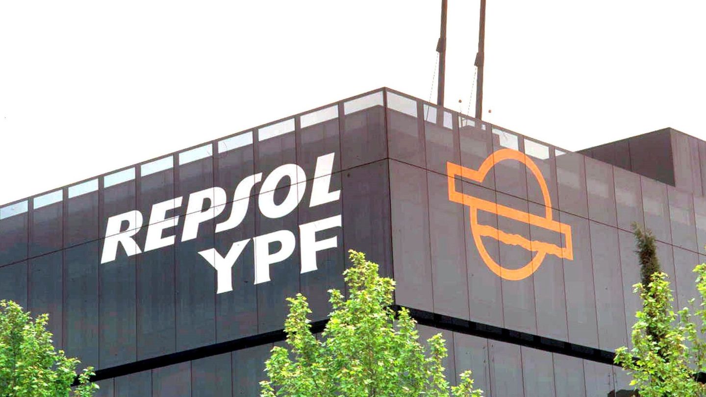 La sede de la compañía Repsol en Madrid (España). (EFE)