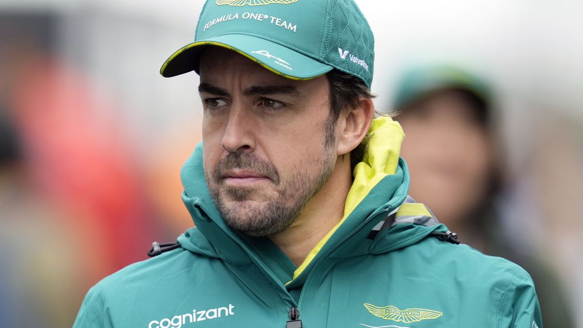 La decisión de Fernando Alonso con Aston Martin y qué hay tras su 'pullazo' a Mercedes