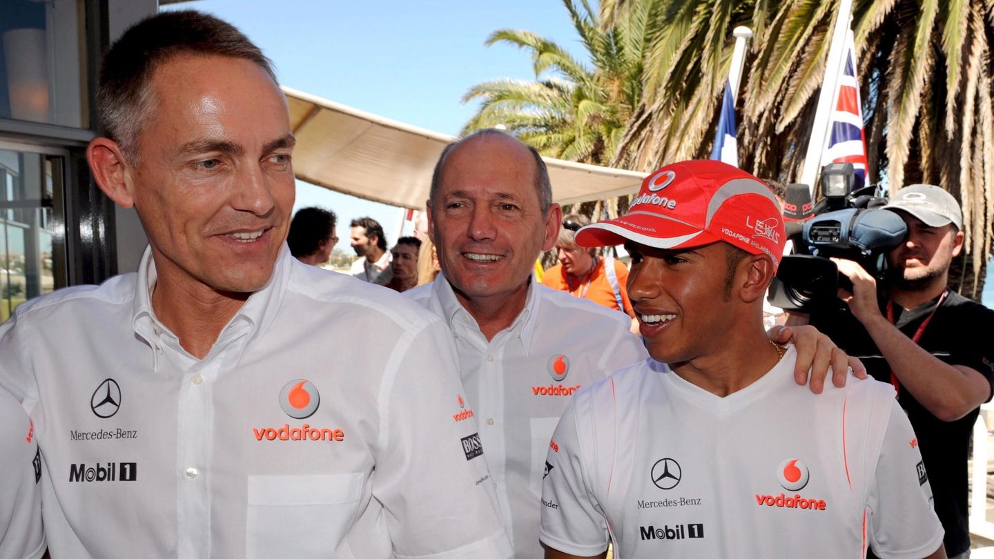 La mayoría de los pilotos que han trabajado con Whitmarsh, como Pedro de la Rosa, Fernando Alonso o Lewis Hamilton guardan un excelente recuerdo de él.