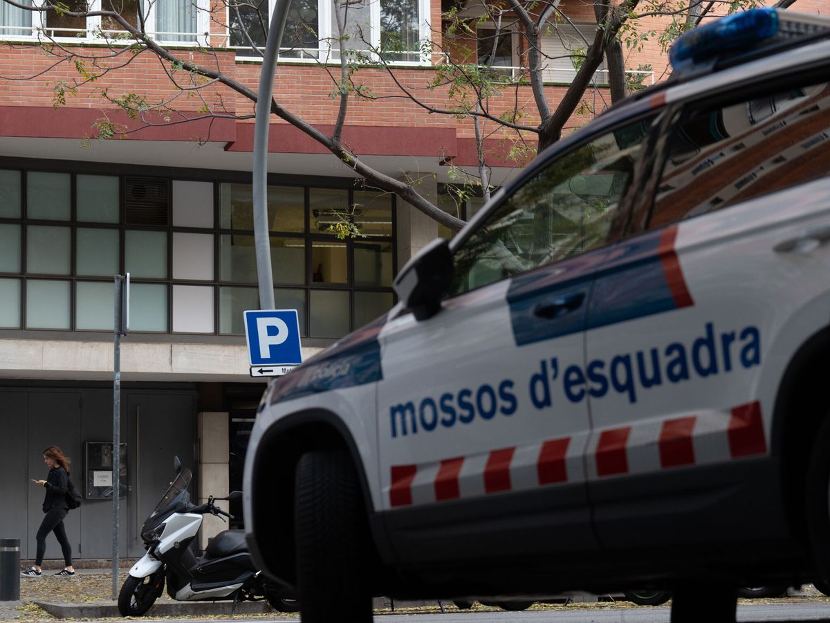 Foto: Imagen de archivo de un vehículo de los Mossos d'Esquadra. (Europa Press/David Zorrakino)