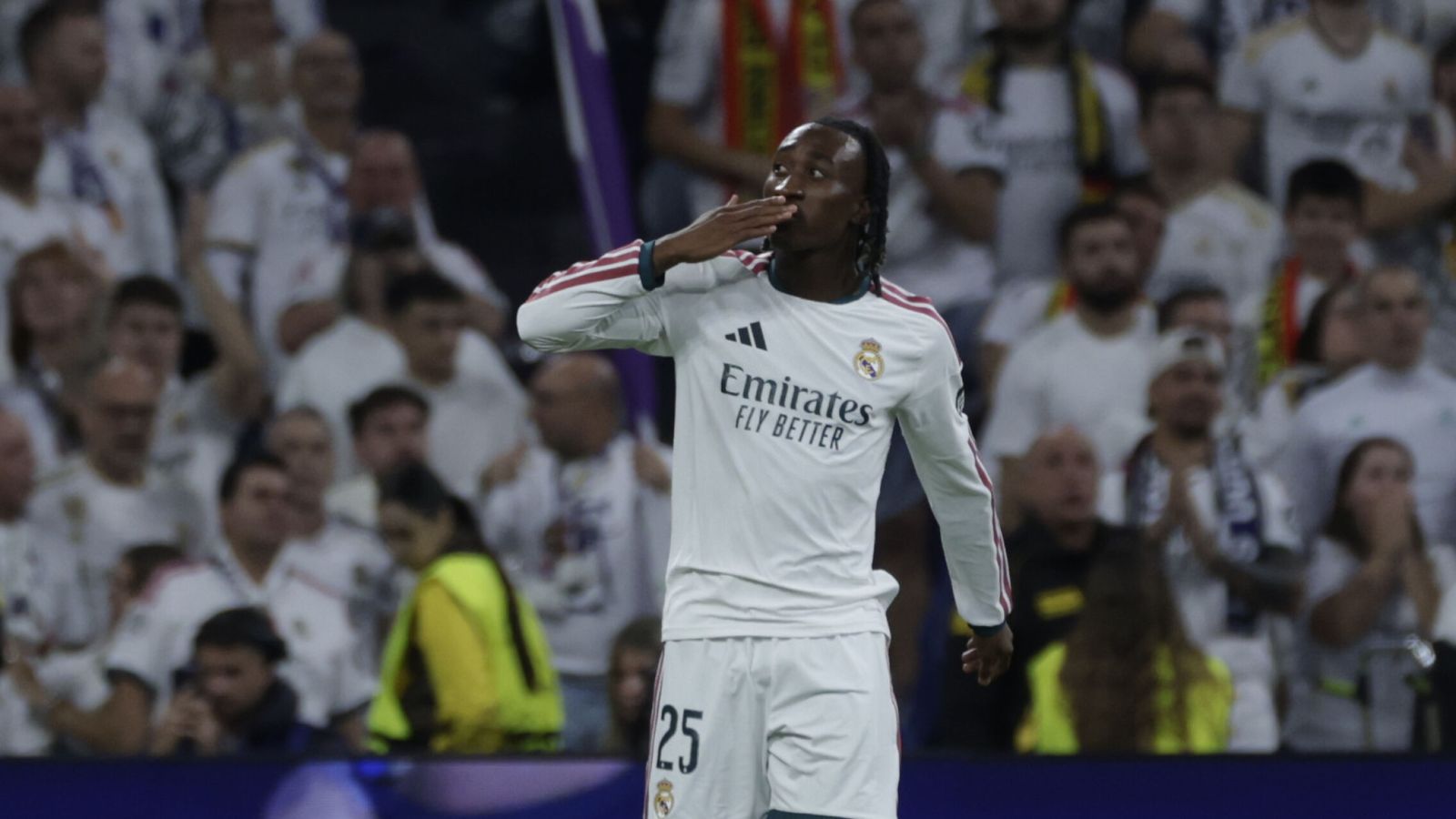 Diomande tiene duende y el Bernabéu lo sabe: el Real Madrid golea al Leipzig y sigue invicto en Europa (4-1)