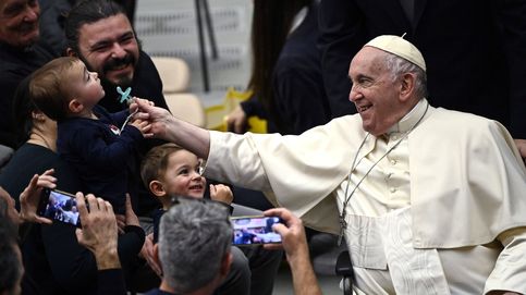 El papa Francisco recibe el alta tras 3 noches ingresado por bronquitis: Todavía estoy vivo