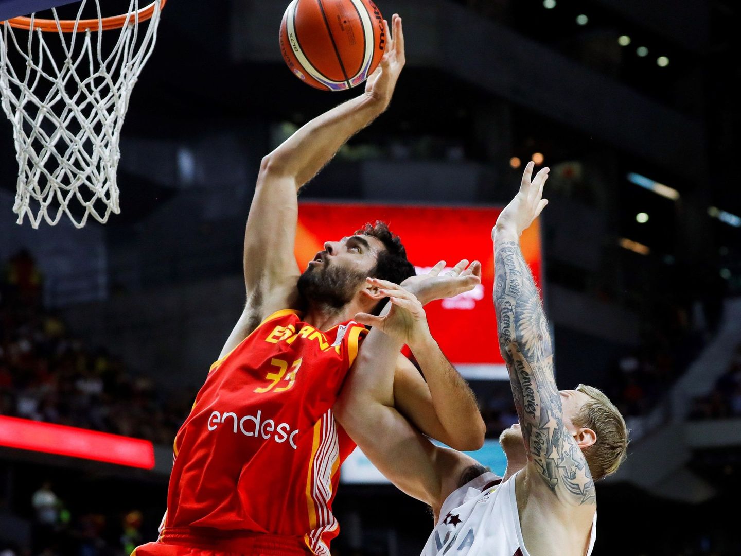 Javier Beirán participó en las ventanas FIBA de clasificación para la Copa del Mundo de China. (EFE)