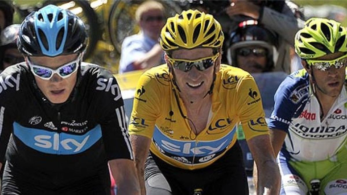 Bradley Wiggins se retira del Giro de Italia y al Sky se le avecina un problema para el Tour