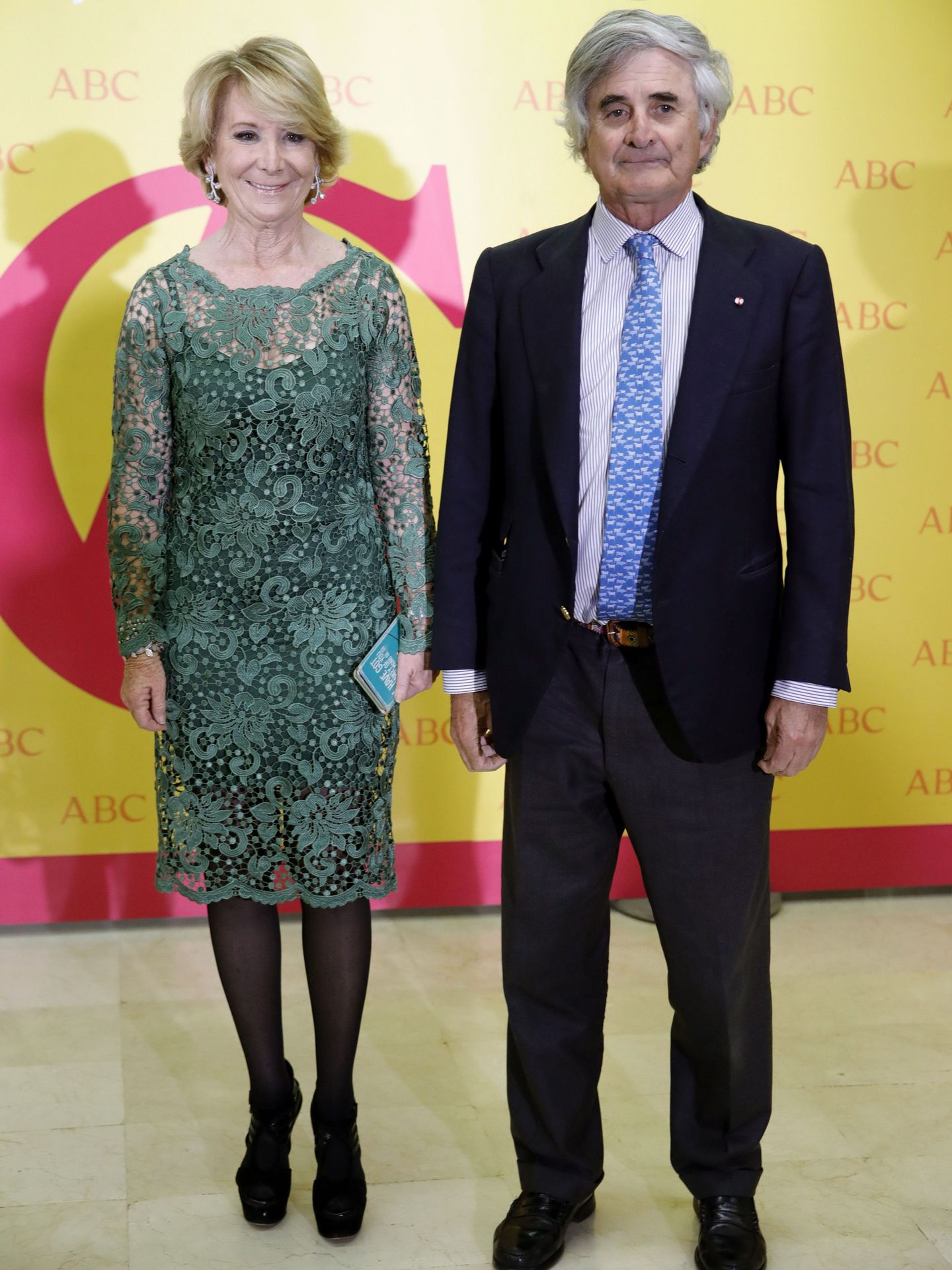 Esperanza Aguirre y su marido, Fernando Ramírez de Haro, en 2017. (EFE/Juanjo Martín)