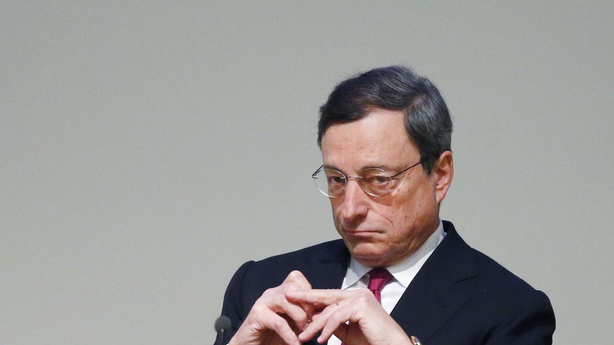 Draghi decide esta semana si saca de nuevo su fusil contra la amenaza deflacionista