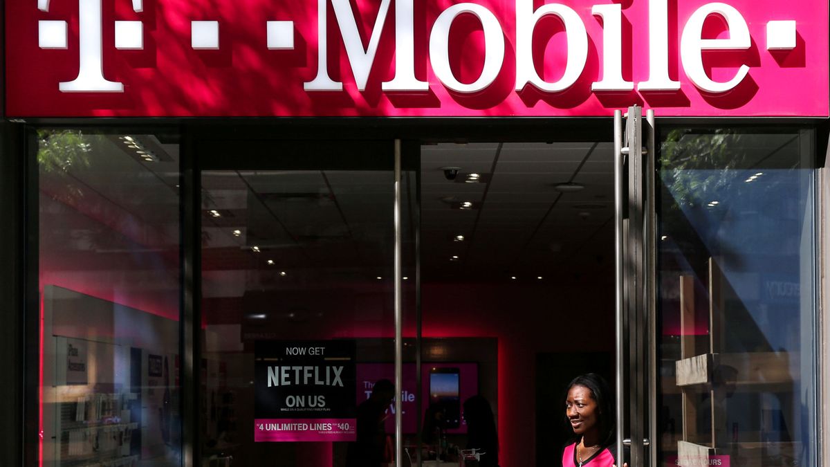 Las operadoras T-Mobile y Sprint acuerdan una fusión millonaria para controlar el 5G