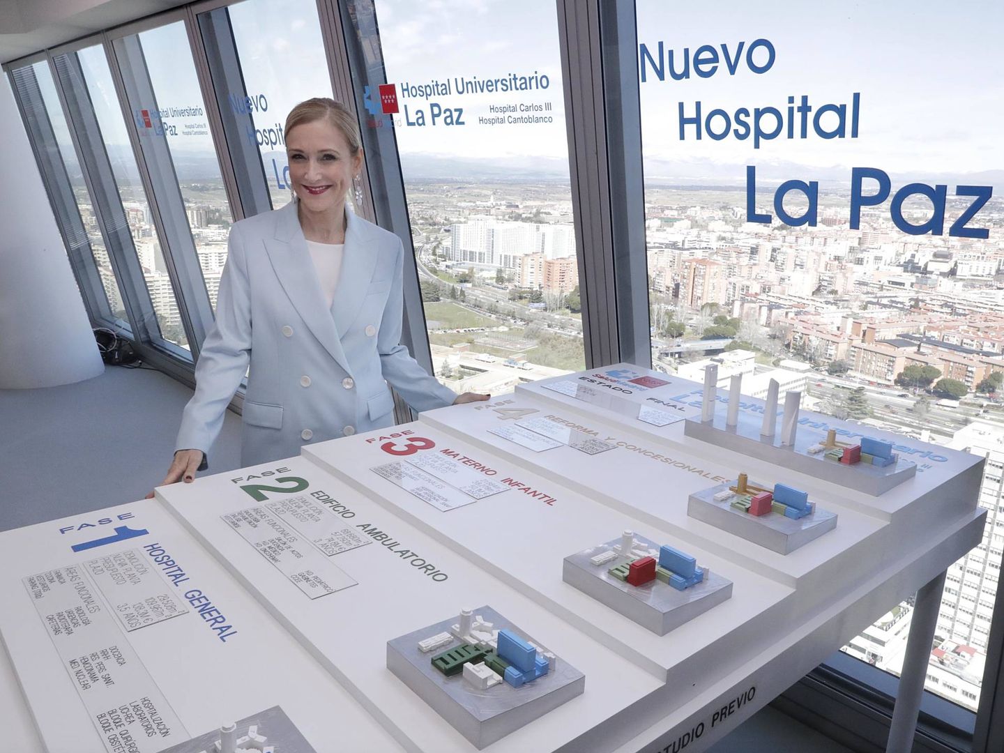 Cristina Cifuentes, presentando el proyecto para el nuevo Hospital La Paz. (D. Sinova)
