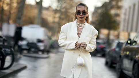 Cómo vestir de blanco en invierno: 4 looks de las expertas en moda con truco