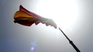 ¿Necesita España un contrato de identidad nacional como el de Francia?