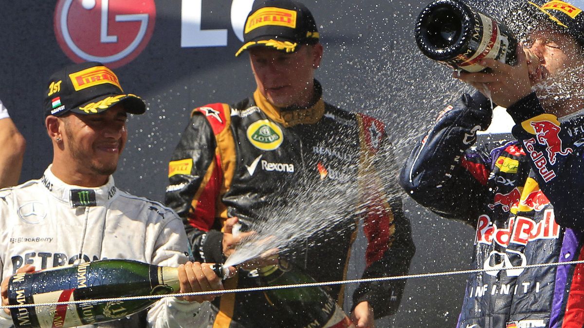 Hamilton gana en Hungría con Alonso en quinto lugar y más lejos del líder Vettel