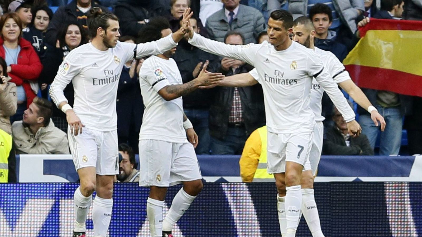 Foto: Cristiano celebra con Bale su gol al Rayo. (EFE)