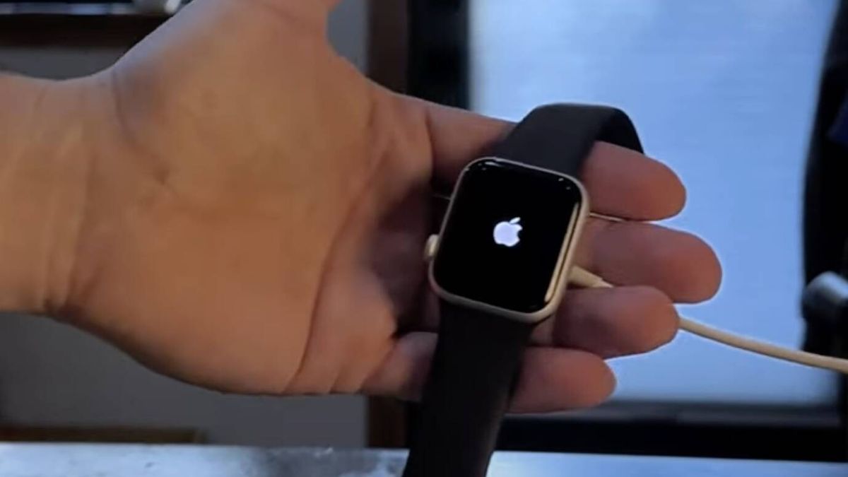 Este Apple Watch se ha pasado 18 meses en las profundidades del océano... y funciona