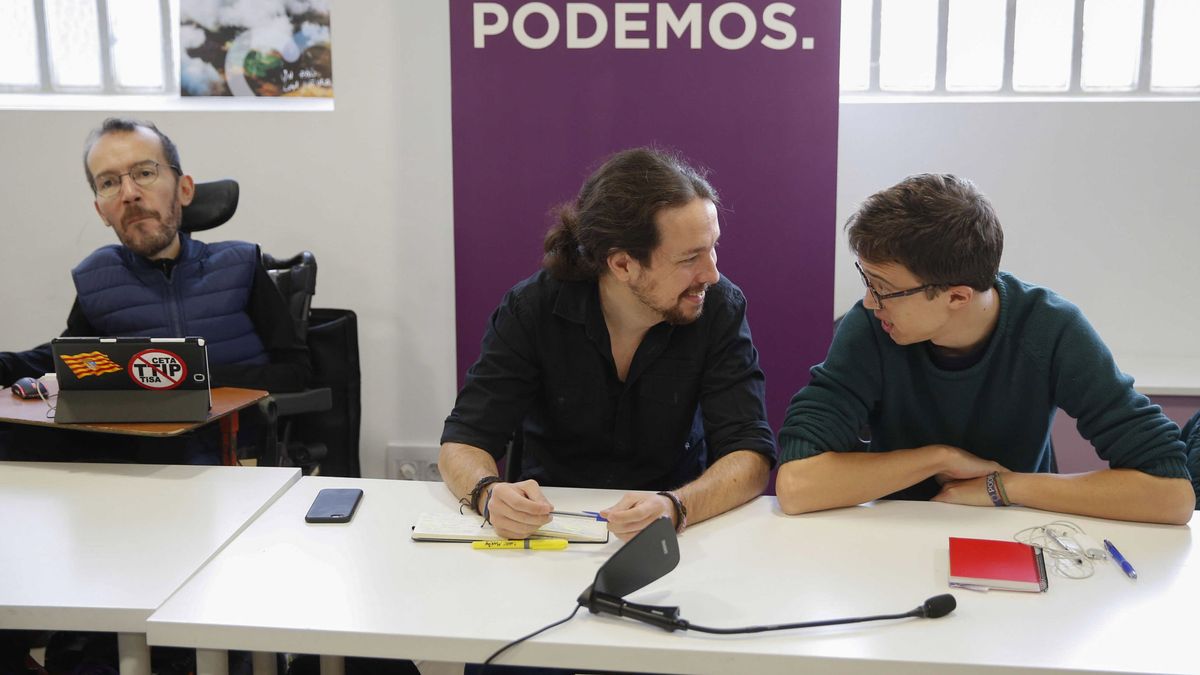  Iglesias y Errejón cierran 'mano a mano' el equipo organizador de Vistalegre II   