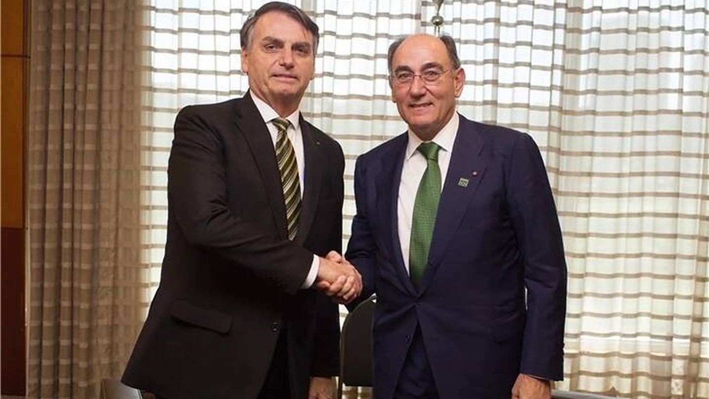 El presidente de Brasil, Jair Bolsonaro, junto con el presidente de Iberdrola, Ignacio Sánchez Galán. (Iberdrola.com)