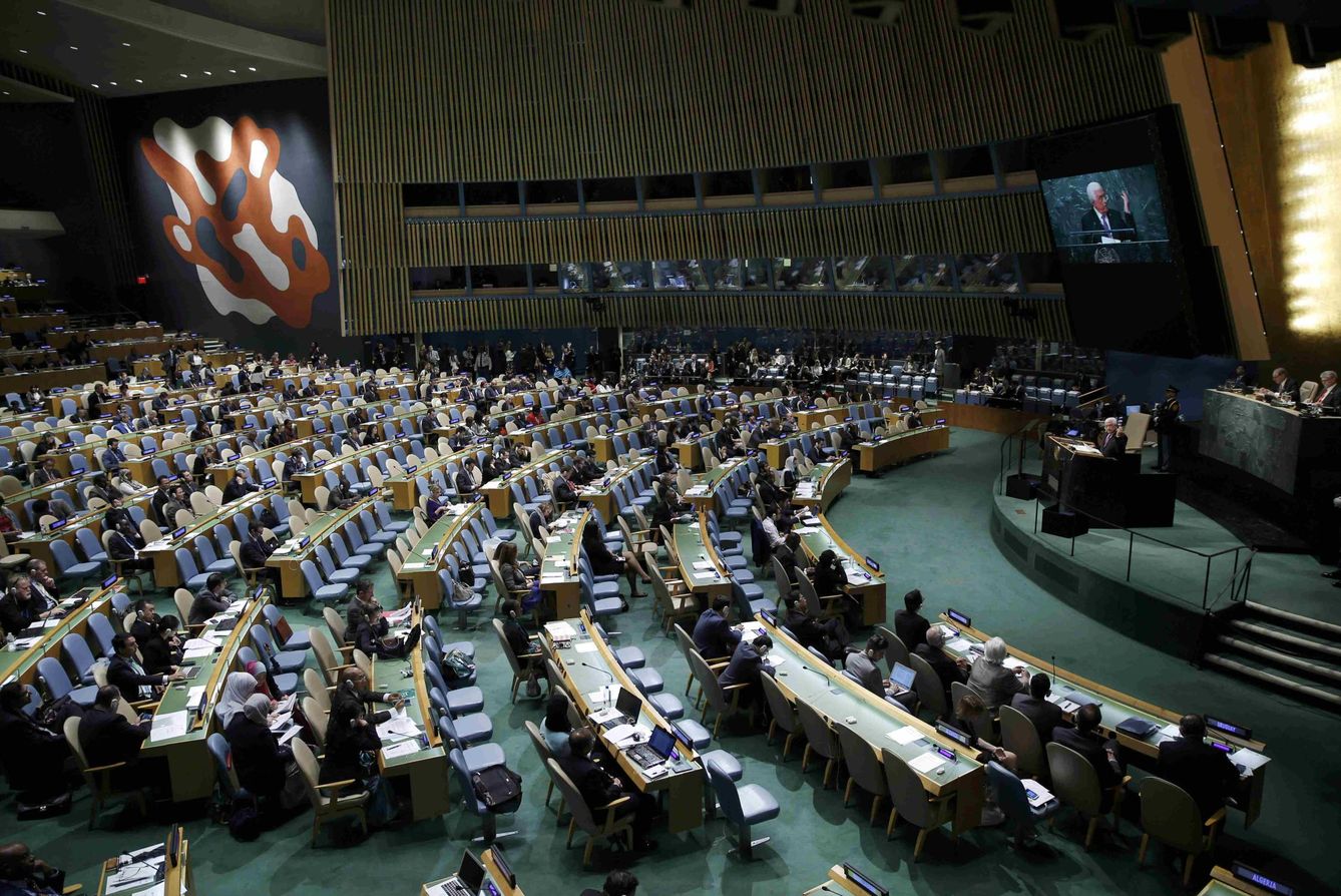 Foto: El líder palestino Mahmud Abás se dirige a la Asamblea General de la ONU en Nueva York, el 30 de septiembre de 2015 (Reuters). 