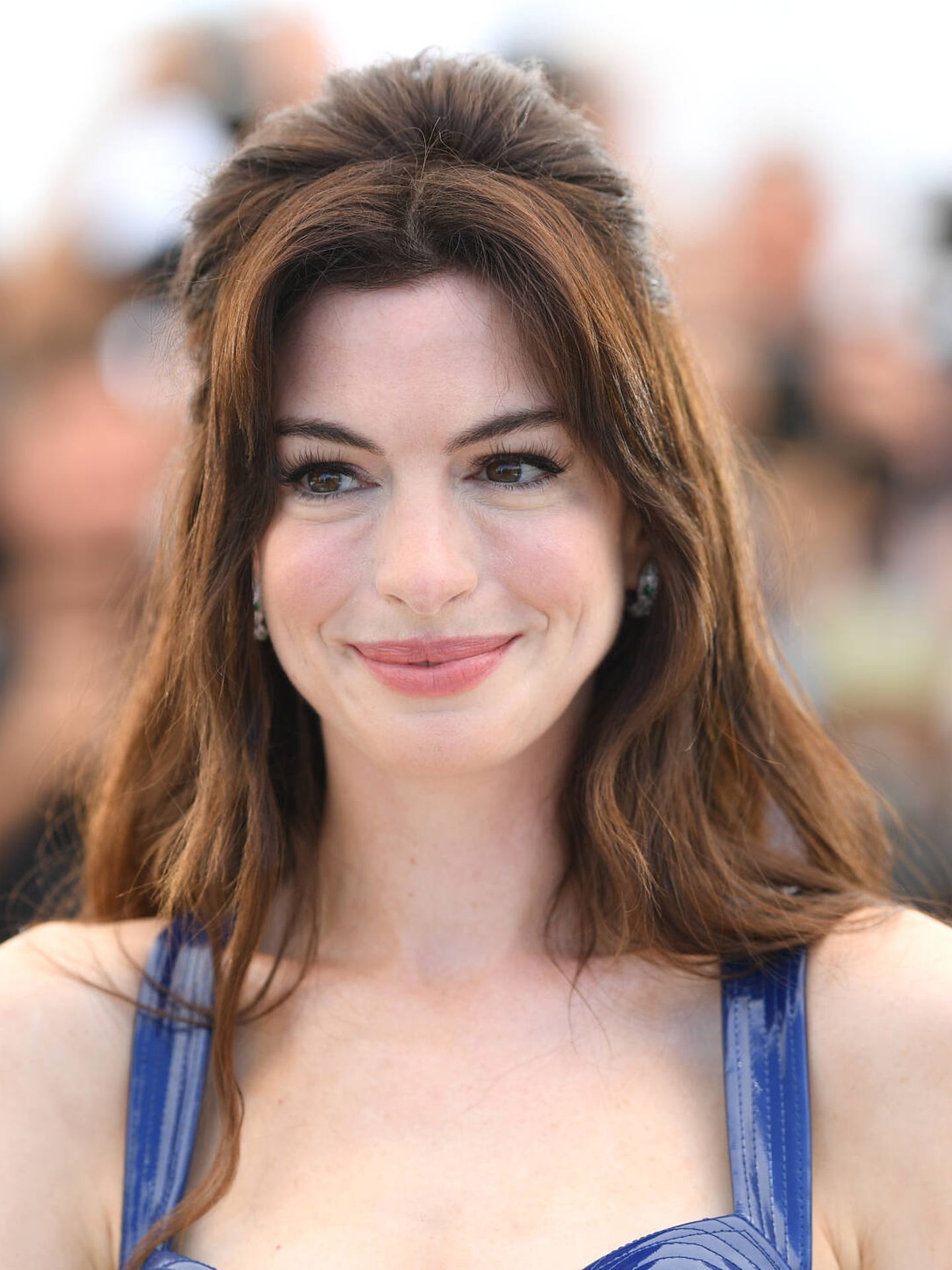 Primer plano del corte de pelo de Anne Hathaway en Cannes. (Getty/Pascal LeSegretain)