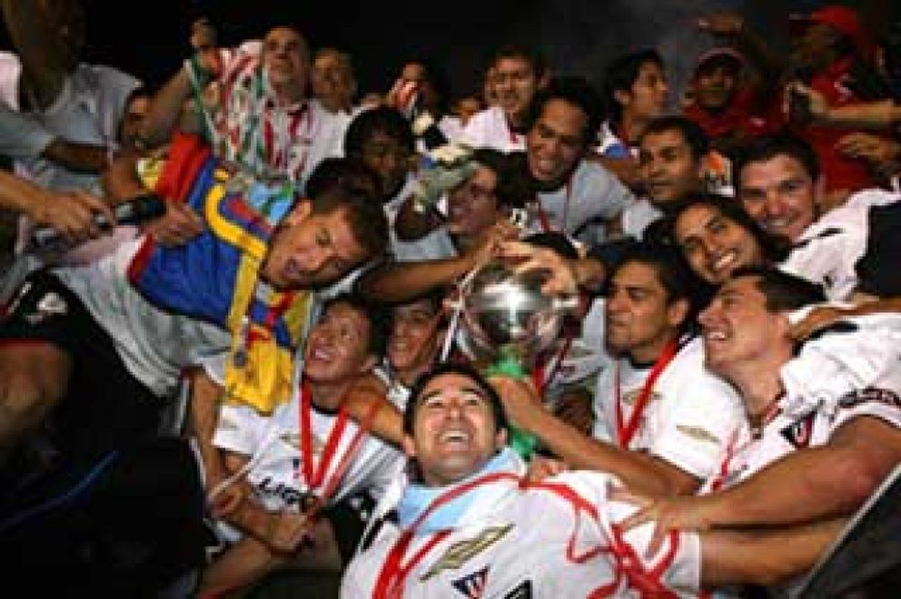 Foto: El Liga de Quito logró su primera Copa Libertadores de América ante el Fluminense