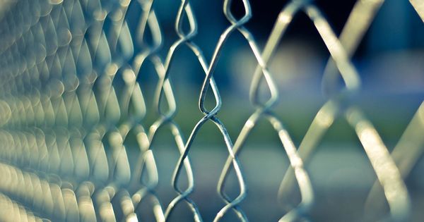 Foto: Exterior de una cárcel. (Pixabay)