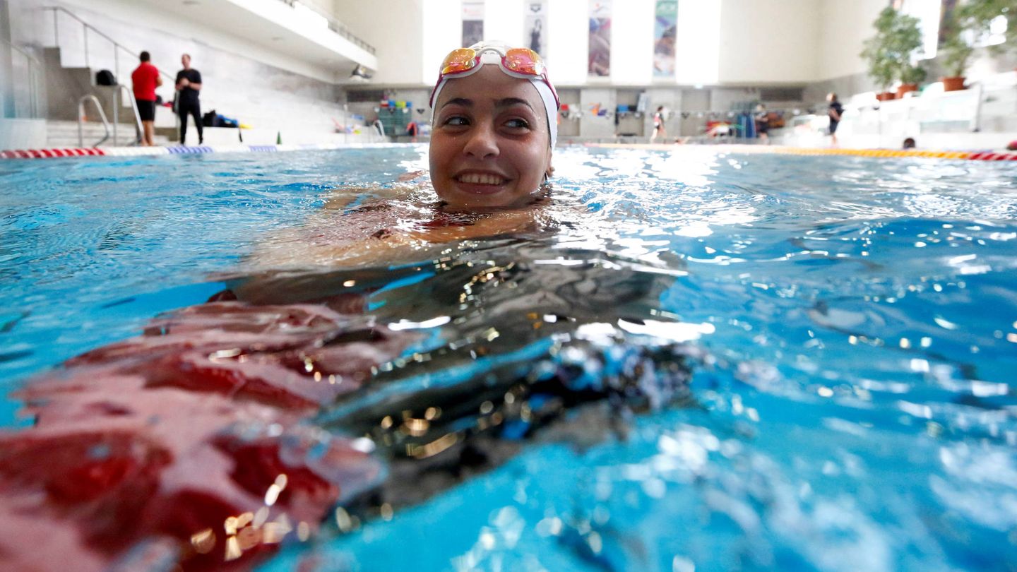 Yusra Mardini durante un entrenamiento en el Olympic park de Berlín. (Reuters)