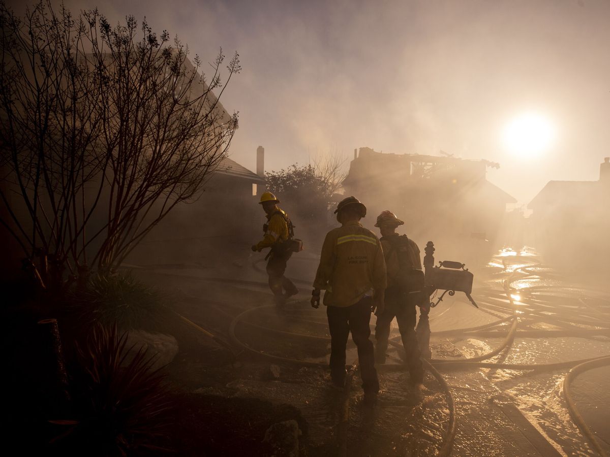 Foto: Foto de archivo de un incendio forestal. (EFE/Etienne Laurent)
