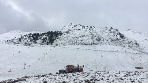 Llega a España el 'snowfarming', el invento para guardar nieve en una estación de esquí
