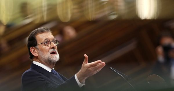 Foto: El presidente del Gobierno, Mariano Rajoy, durante el pleno del Congreso del pasado 11 de octubre. (EFE)