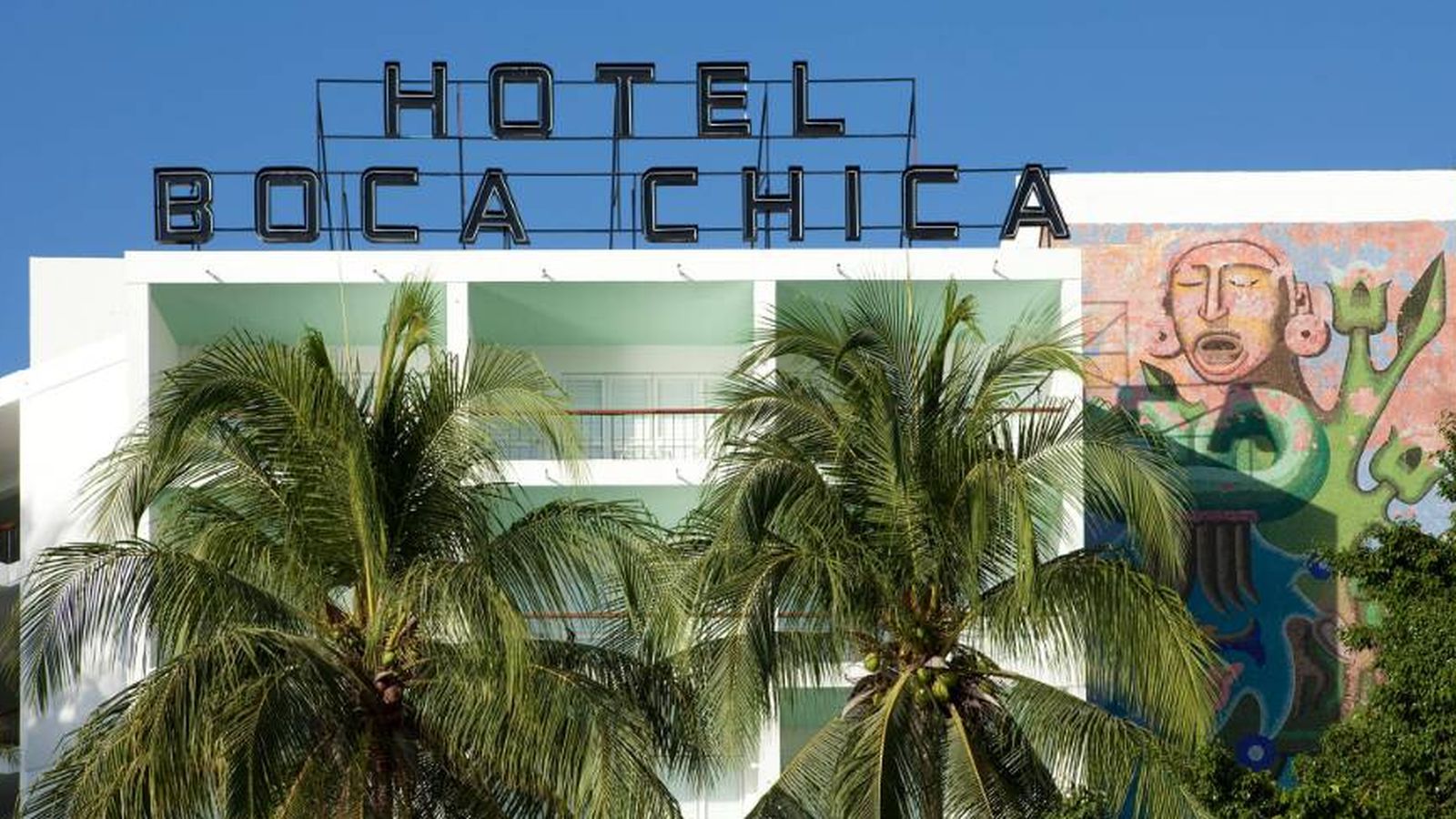 Hotel Boca Chica en Acapulco, de Frida Escobedo en colaboración con José Rojas. (Undine Pröhl/Jim Franco)
