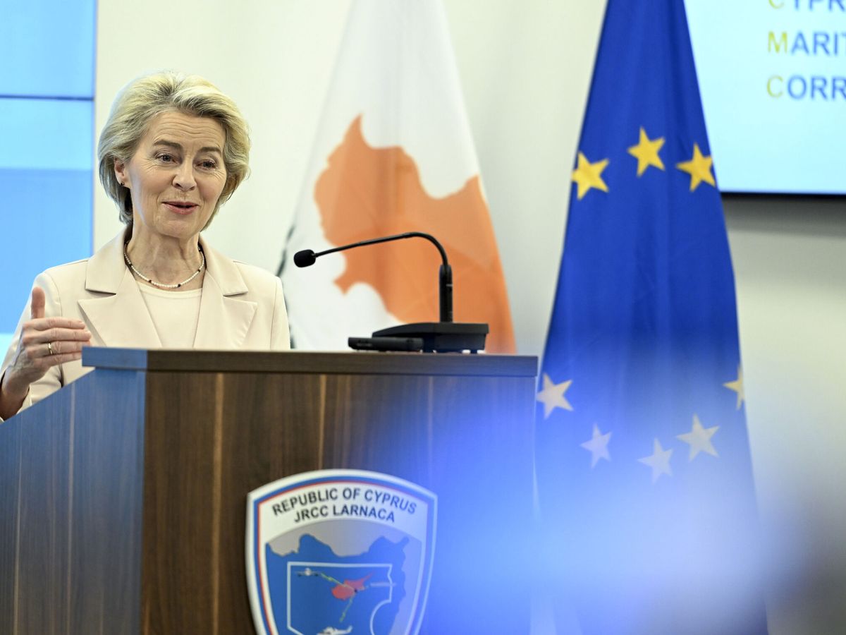 Foto: La presidenta de la Comisión Europea, Ursula Von der Leyen. (EFE/Dati Bendo)