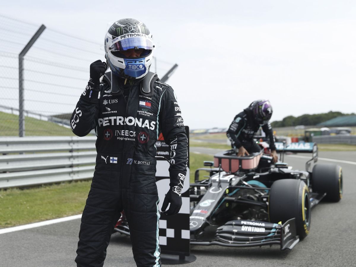 Foto: Bottas se llevó la pole por delante de Hamilton. (EFE)