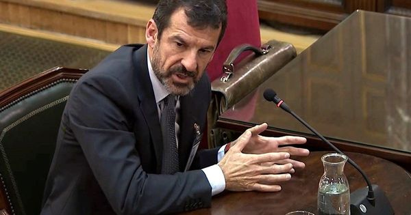 Foto: Imagen capturada de la señal institucional del Tribunal Supremo del comisario de los Mossos d'Esquadra Ferran López. (EFE)