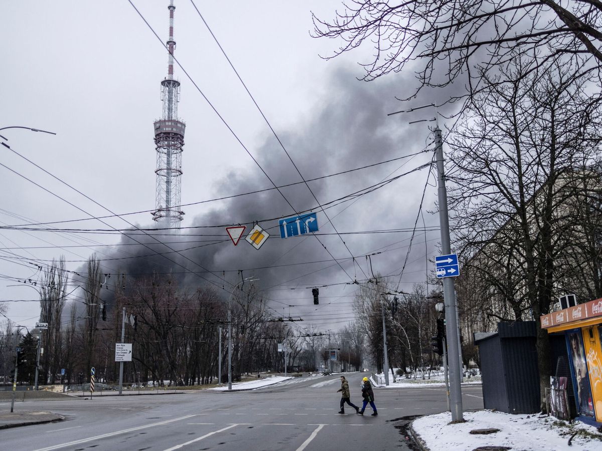 Foto: Torre de televisión de Kiev. (Reuters/Carlos Barria)