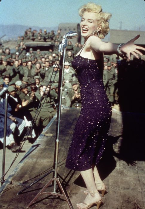 Foto: Marilyn Monroe, en el momento de visitar a las tropas de Corea (Gtres)