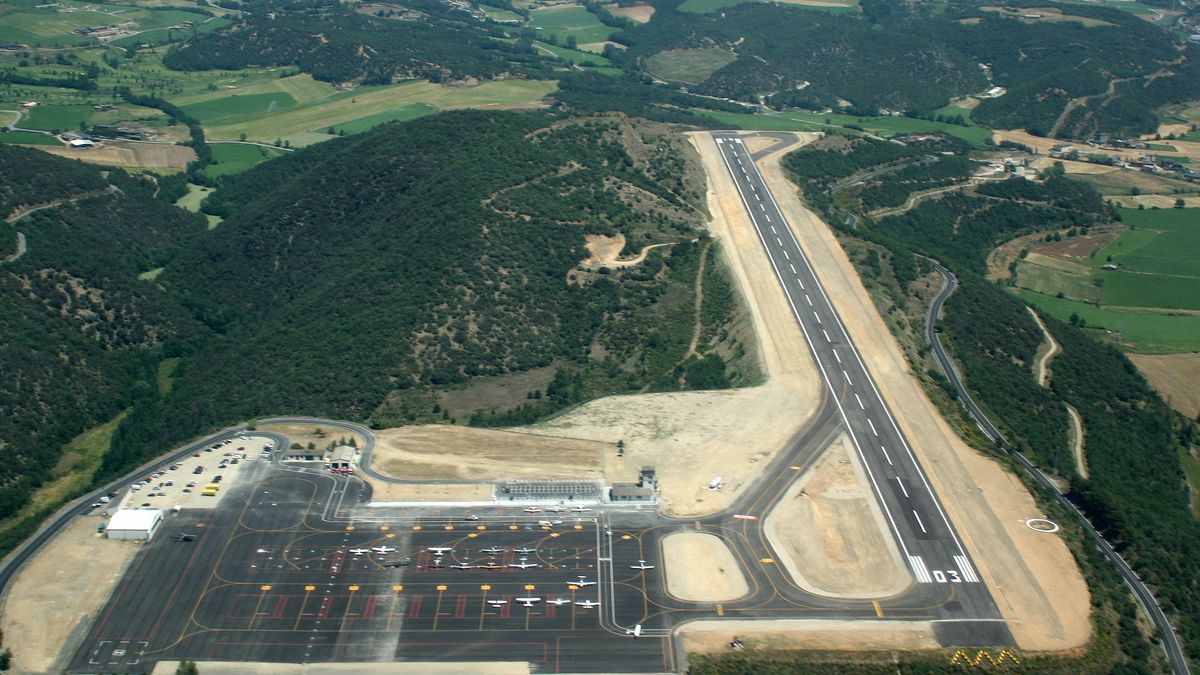 La Generalitat 'regala' a Andorra un aeropuerto de 10 millones