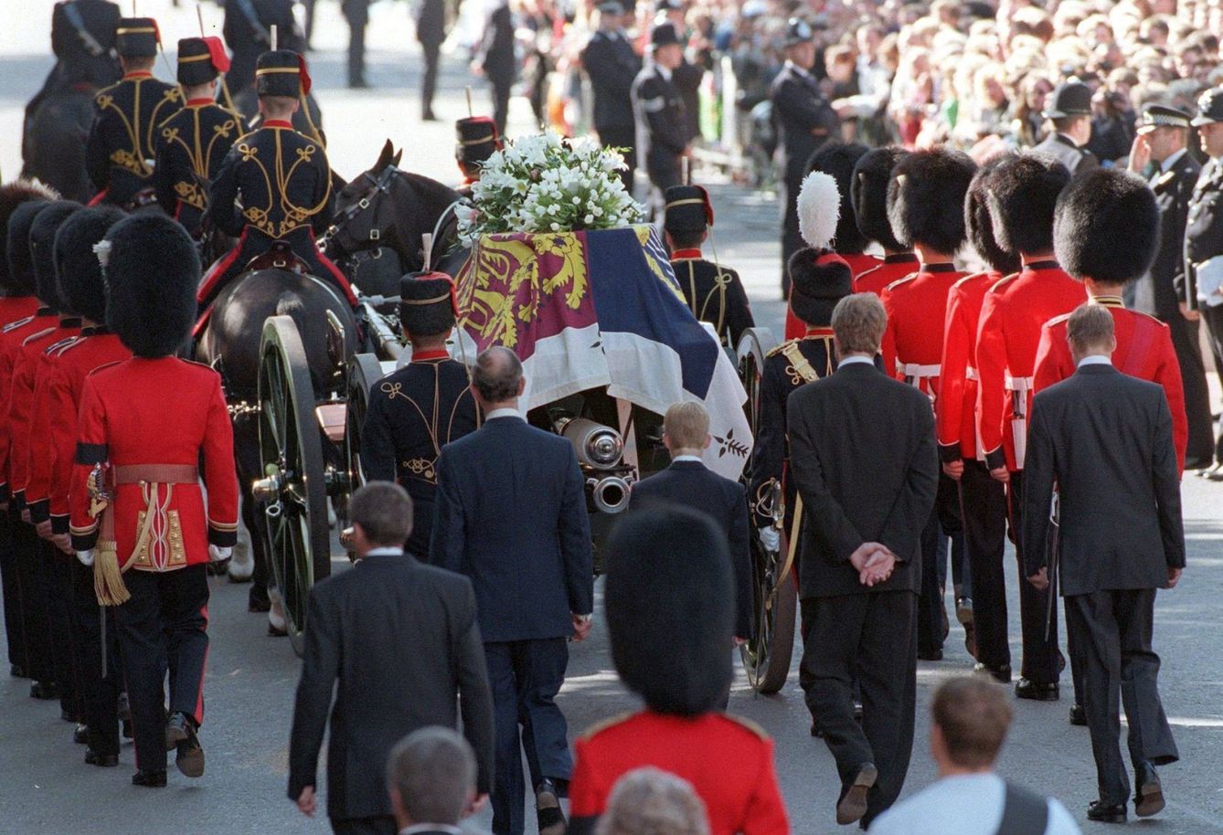 Cortejo fúnebre de la princesa Diana. (EFE)