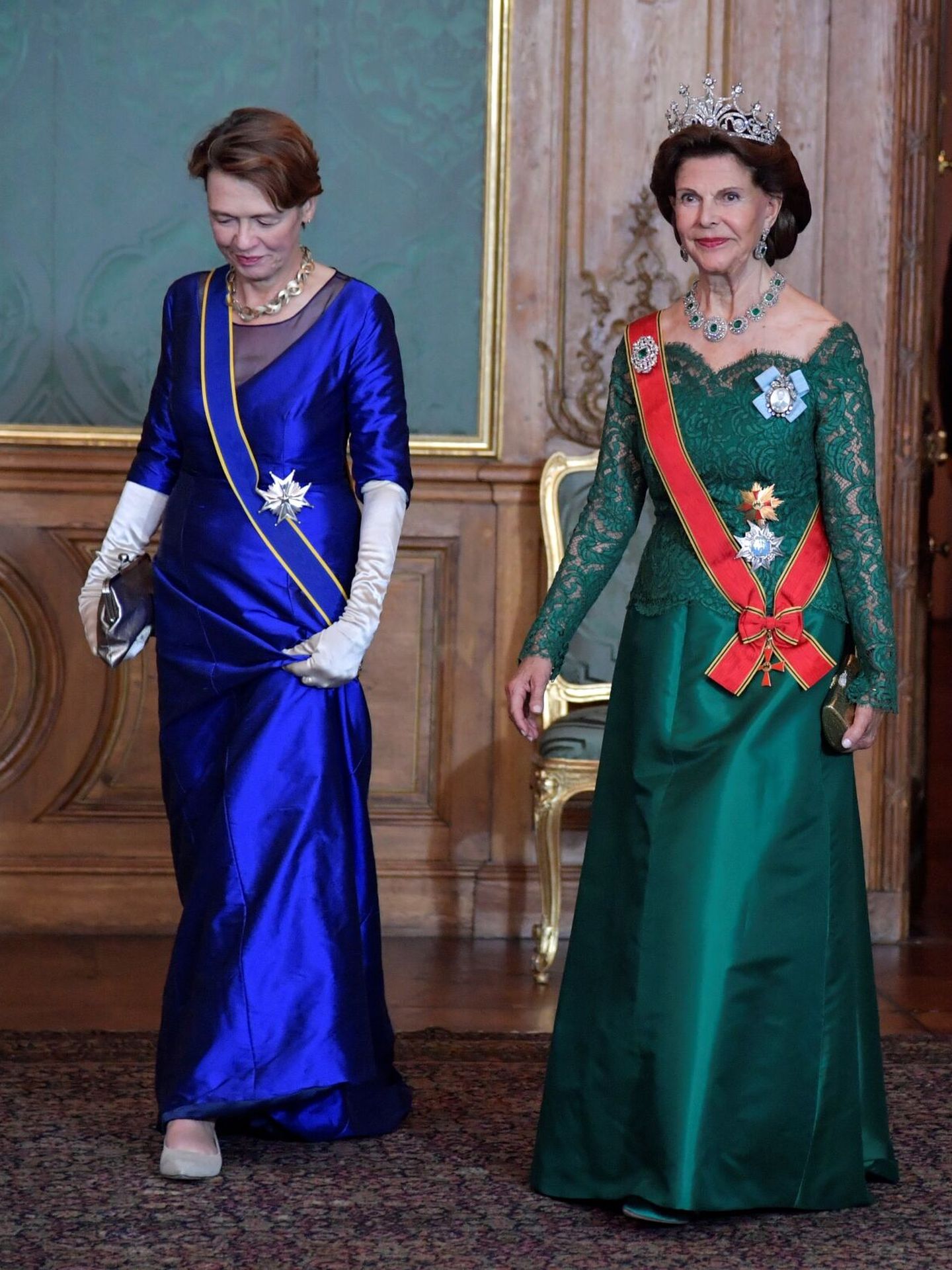 La reina Silvia, con la esposa del presidente alemán. (EFE)
