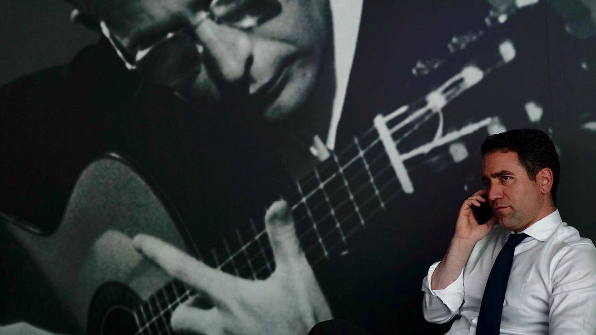 El guitarrista murciano de las 10 cuerdas que inspiró a Teodoro García Egea