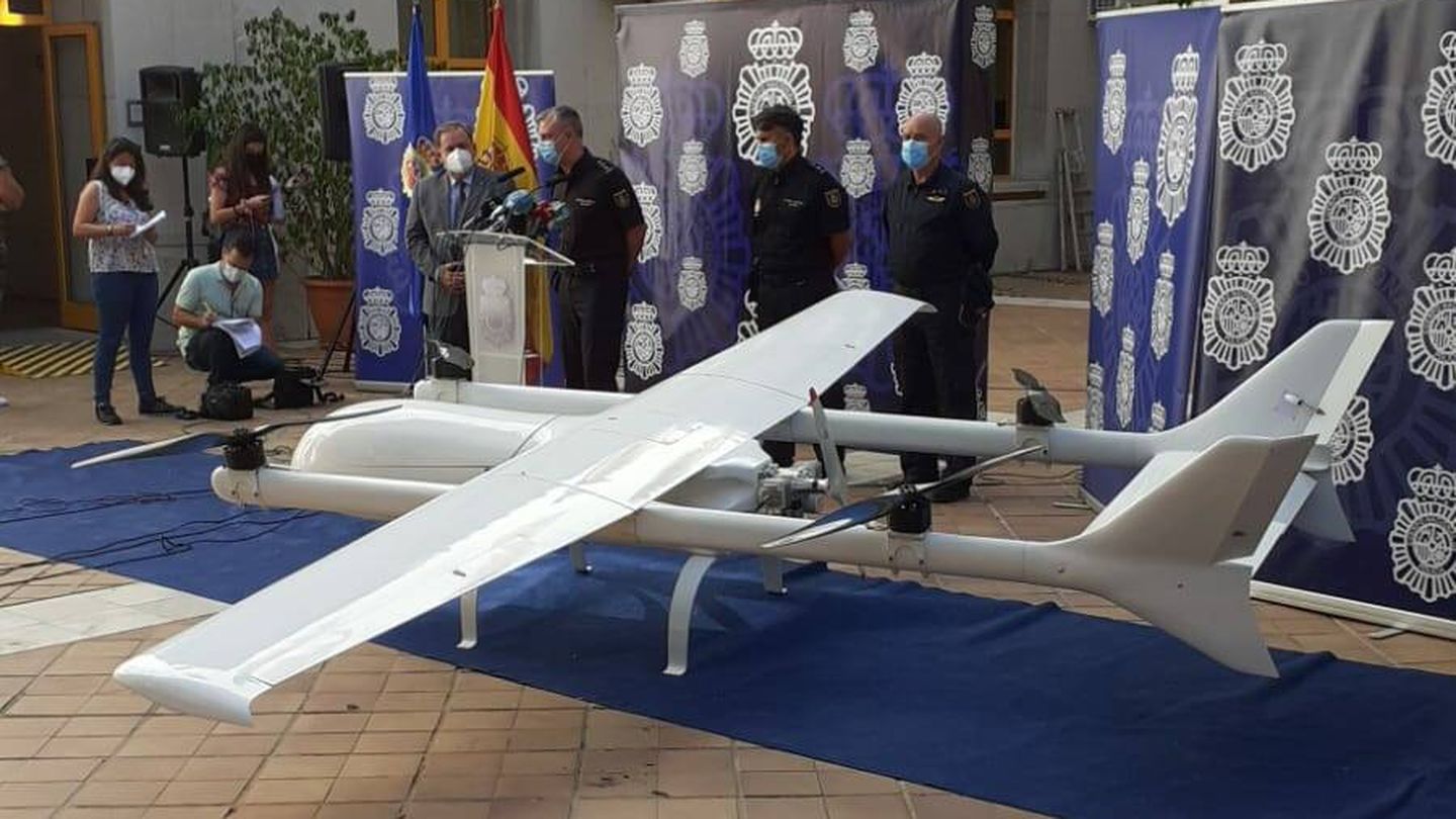 Imagen del dron incautado. (Policía Nacional)