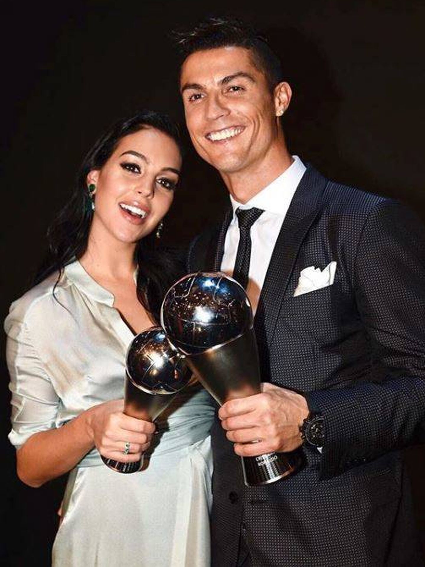 Georgina Rodríguez y Cristiano Ronaldo. (Instagram)