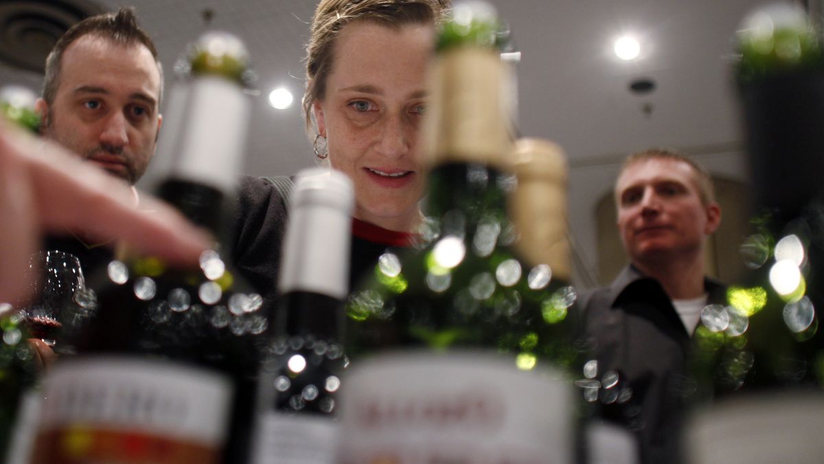 Suecia, Dinamarca y Finlandia suben sus importaciones de vino español en 2014