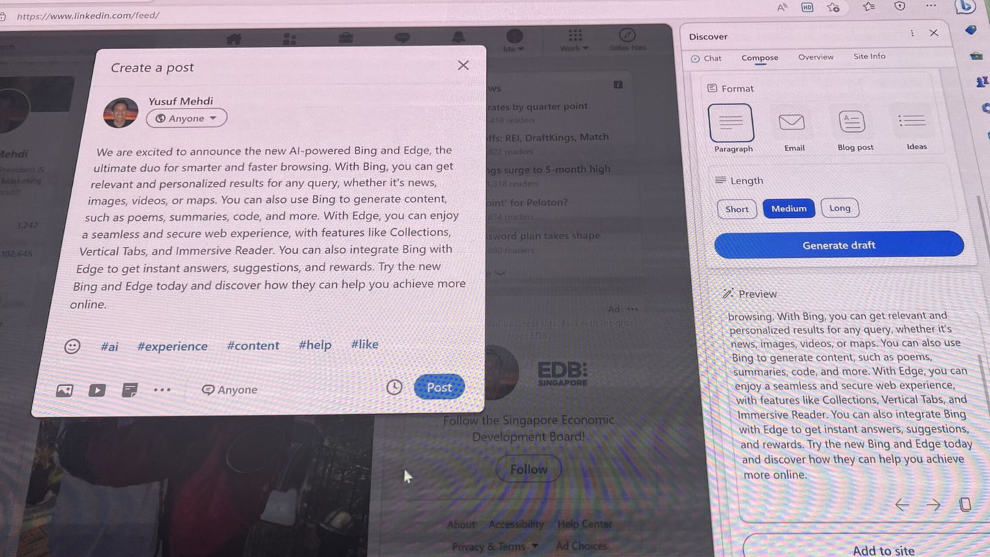 Fotografía de una proyección en pantalla de una publicación en redes sociales generada por inteligencia artificial presentada en la sede de Microsoft. (EFE)