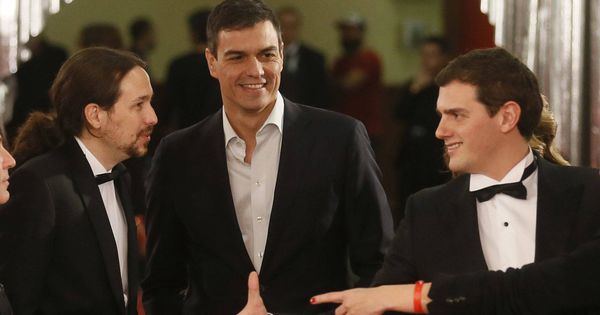 Foto: Los tres líderes en los Goya 2016. (EFE)
