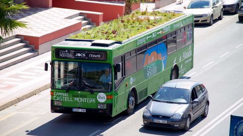 Del centro al extrarradio: el bus vale ya el doble que el coche en Madrid y Barna