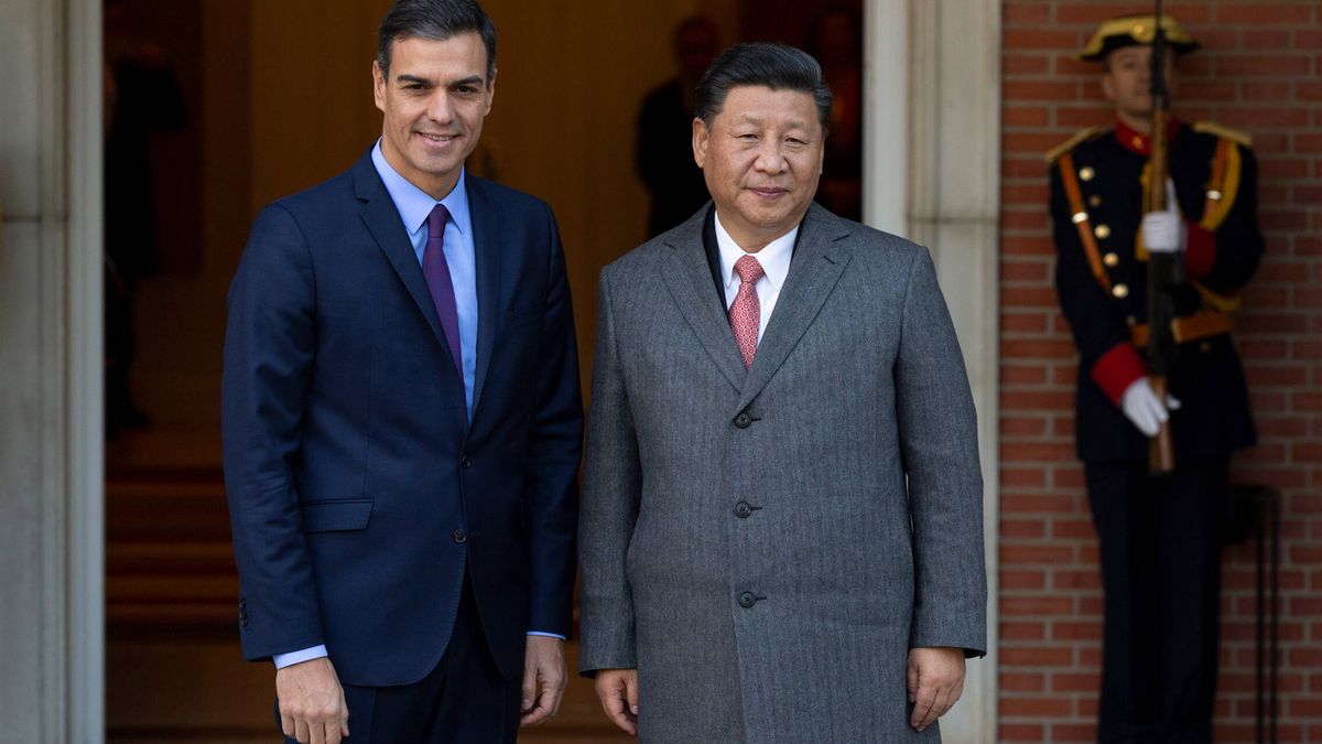 Xi Jinping invita a Sánchez a Pekín para vender su propuesta de paz en la UE